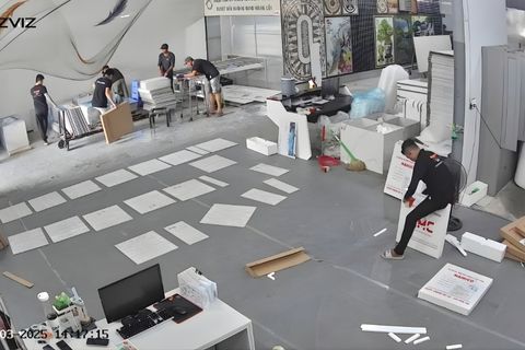 Thi công gạch tranh 3d bằng keo dán chuyên dụng.